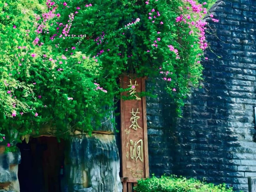 Chongqing Explore Wulong Private Day Tour - Detailed Breakdown of the Itineraries