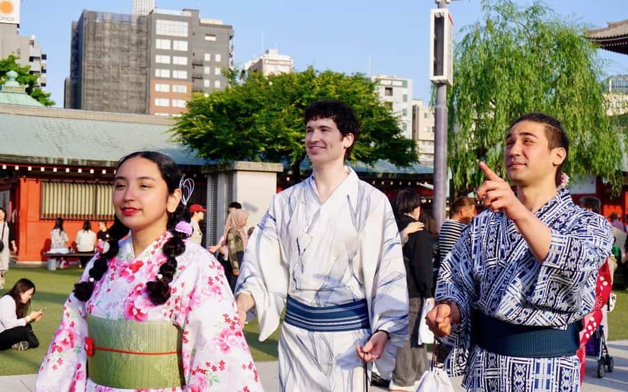 Tokyo: Winter Kimono Experience in Asakusa - Frequently Asked Questions