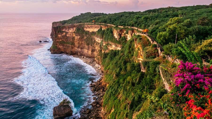 Bali: Customized Uluwatu Tour Including Transfer Hotel - Authentic Insights from Other Travelers
