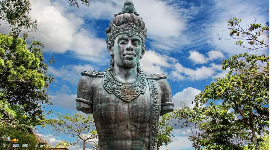 Bali: Customized Uluwatu Tour Including Transfer Hotel - Good To Know