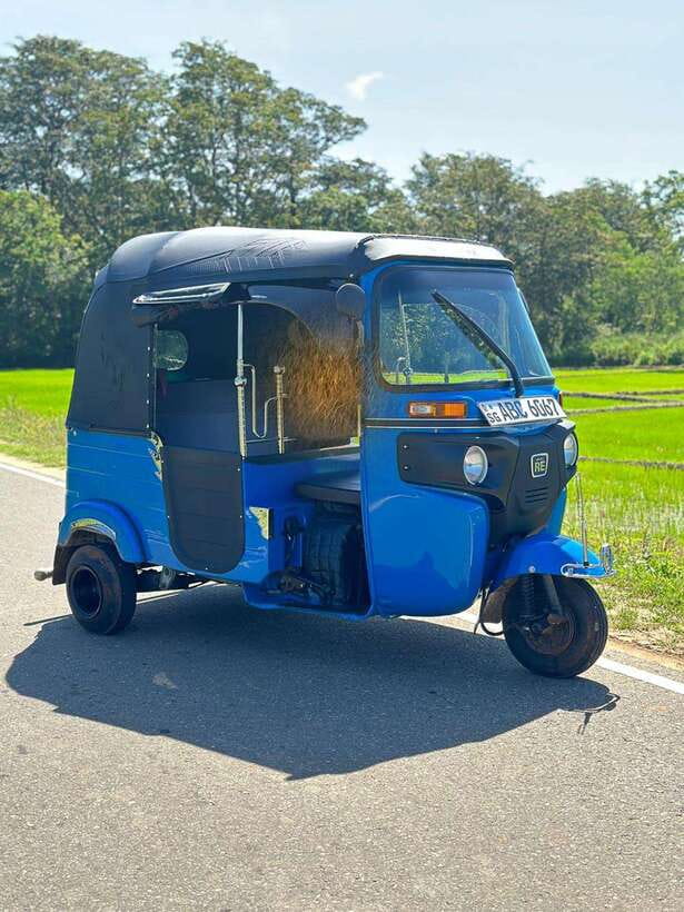 Ella: Tuk-Tuk Tour with Little Adam's Peak and Waterfalls - FAQs