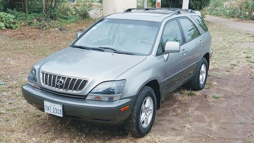 Phnom Penh: Private Guided Sightseeing Day Tour - Authentic Insights from Past Travelers