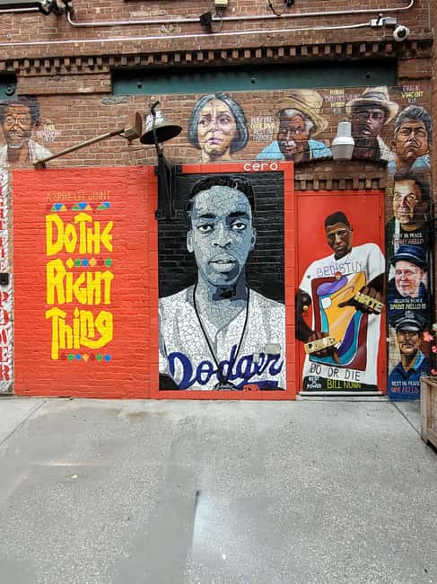 New York: Hip-Hop, Murals, Sports, and Dangerous Neighborhoods Tour - Key Points