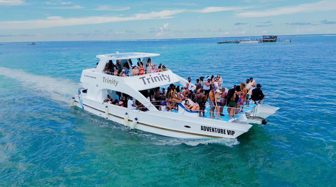 Punta Cana: Party Boat with Snorkeling, Open Bar And Hip Hop - Key Points