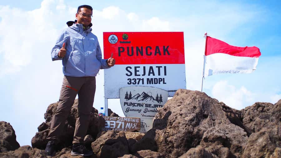 From Yogyakarta: Mount Sumbing Day Hike Via Nepal Van Java - Introduction to the Mount Sumbing Day Hike