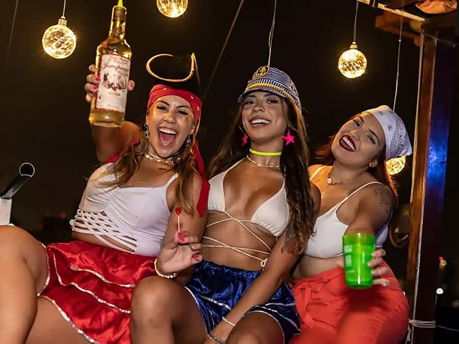 Rio Boat Party: Dance to DJ Beats on Guanabara Bay - The Sum Up