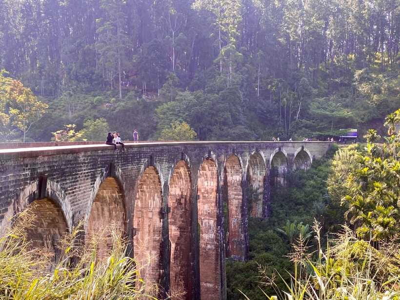 private tour guide in Sri lanka : 5 Days Tour Package - FAQs