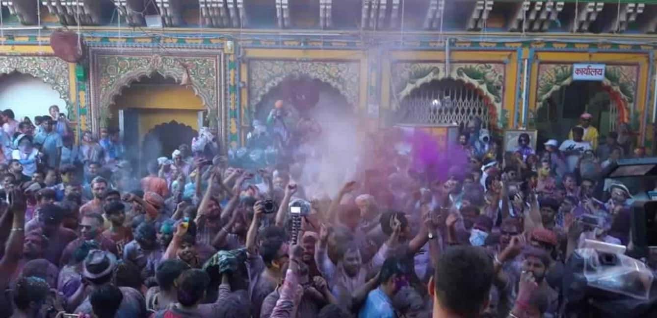 Agras Gems & Mathura Holi: Taj, Red Fort & SOS Tour - Who Will Love This Tour?