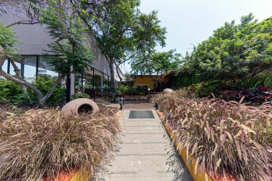 Lima: Huaca Pucllana Site Museum Private Tour with Tickets - Who Will Love This Tour?