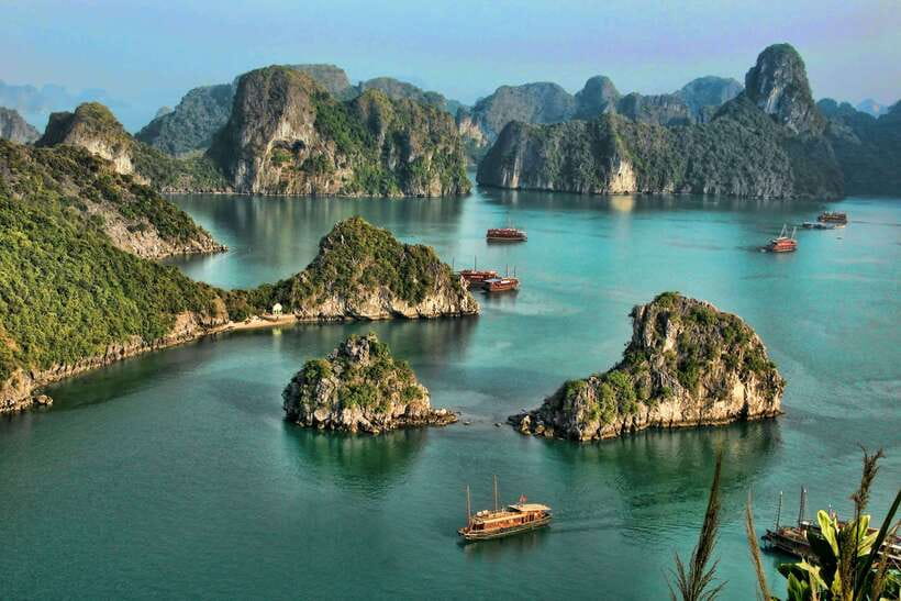 Discover Ha Long Bay's Wonders on a Day Cruise from Hanoi - Discover Ha Long Bays Wonders on a Day Cruise from Hanoi