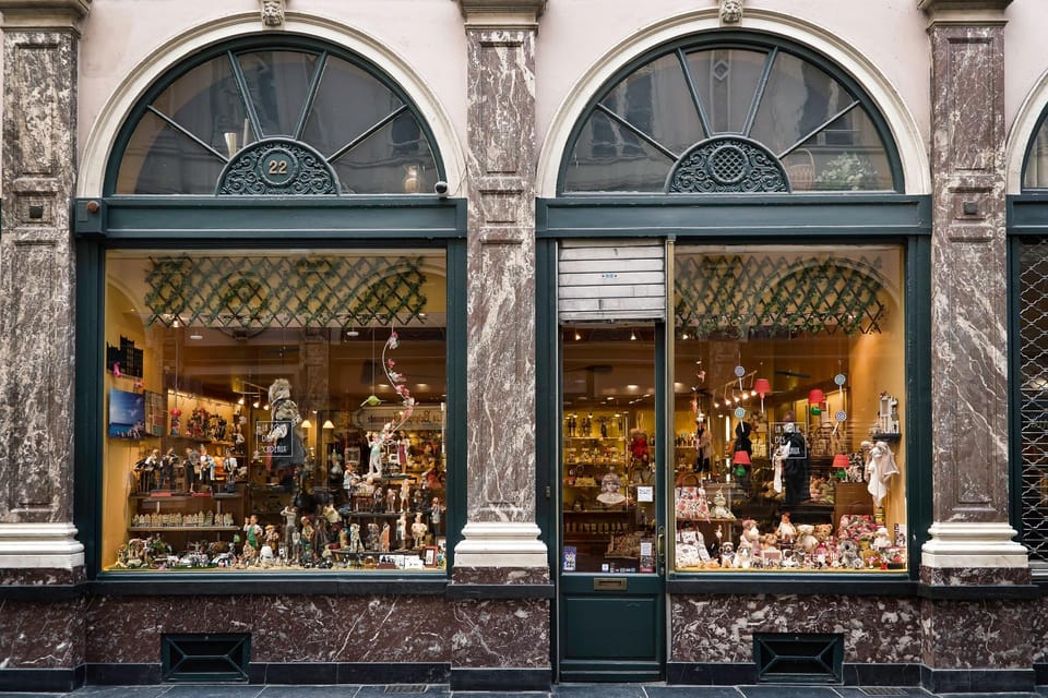 Paris: Bruges and Ghent Christmas Markets 2 Days Tour - Exploring the Journey: From Paris to Flandres Christmas Wonderland