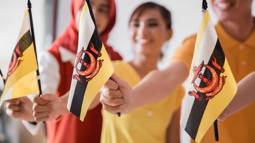 Borneo: 10-Day Adventure: Kuching to Brunei and Sabah - Considerations for Travelers  