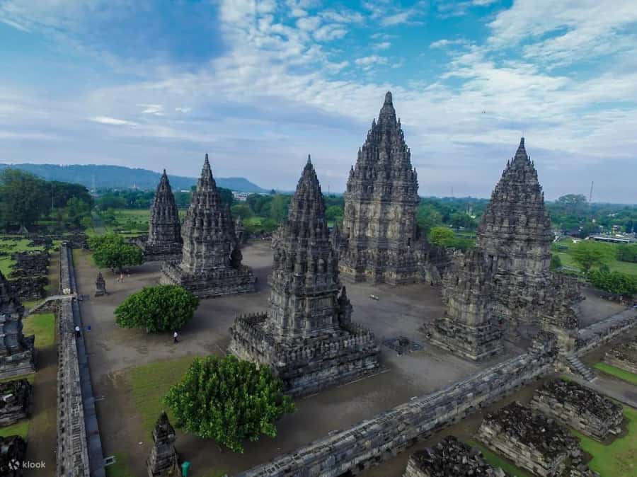 Yogyakarta: Sunrise Inside Borobudur and Prambanan Temples - Who Would Love This Tour?