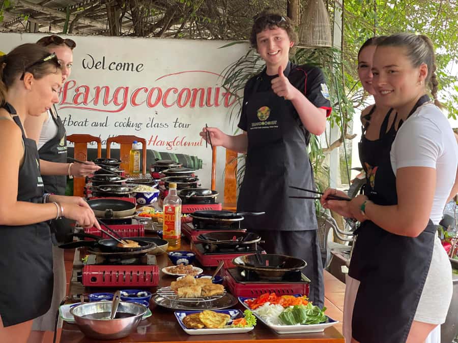 Cooking Class with Basket Boat and Lantern Making Class - The Itinerary in Detail