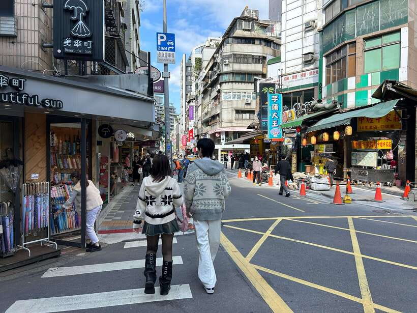 Taipei: Street Food & Hidden Eats Night Market Food Tour - Good To Know