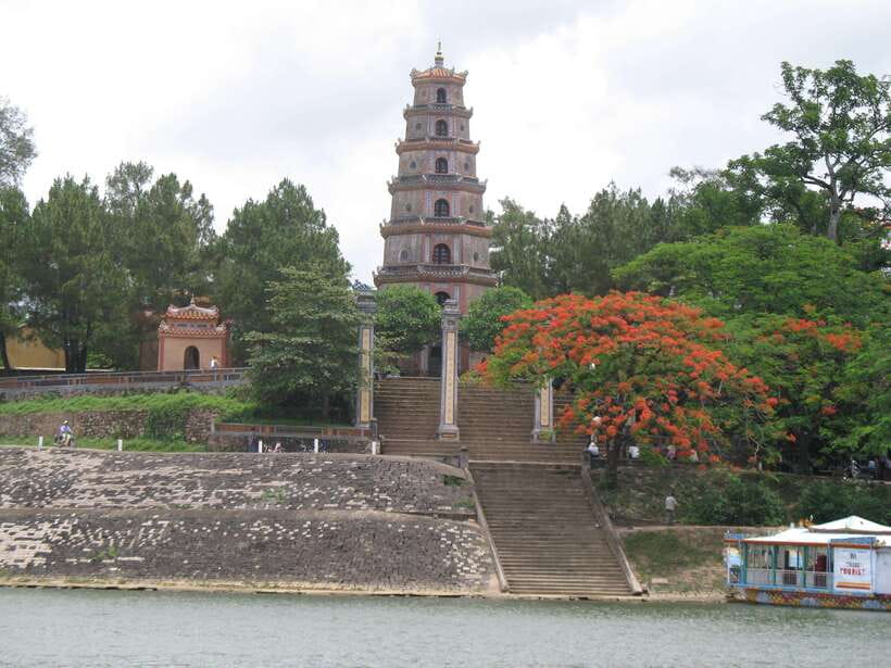 Hue: Half-Day City Tour with Dragon Boat Cruise & Car - The Sum Up