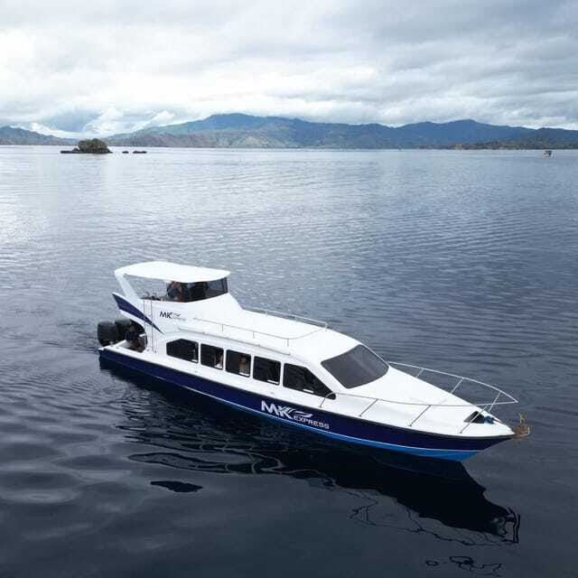 Padar Island, Pink Beach, Komodo Full-Day Shared Trip - Taka Makassar and Snorkelling with Manta Rays & Turtles