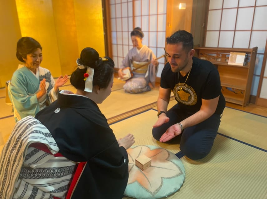 Tokyo: Taste the downtown mood and enjoy traditional cuisine - The Cultural Significance of Each Stop