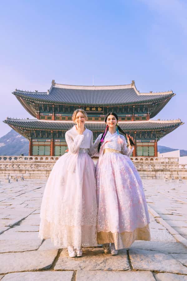 Seoul: Gyeongbokgung Premium Hanbok Experience at Hanboknam - The Cultural and Practical Benefits