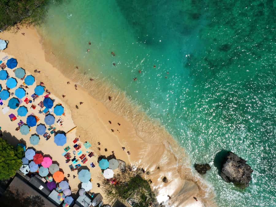 Bali: Uluwatu Temple, Kecak Dance, and Jimbaran Dinner Tour - Authenticity and Extras