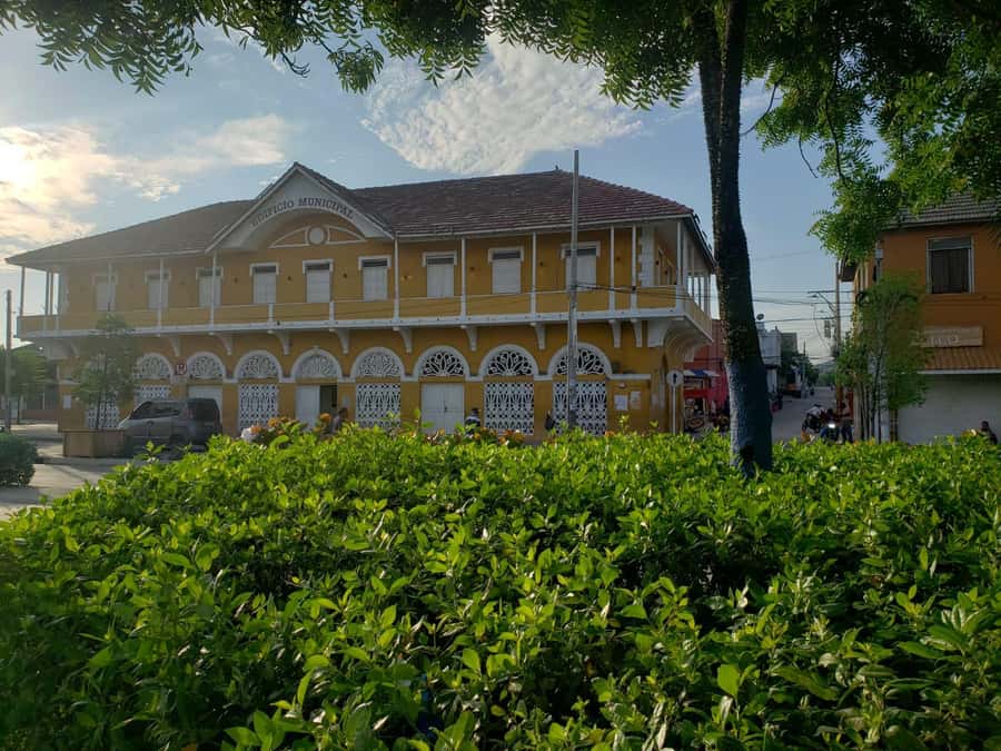 Guided cycling tour guide for road cycling via puerto colombia - Practical Tips for Your Cycling Day