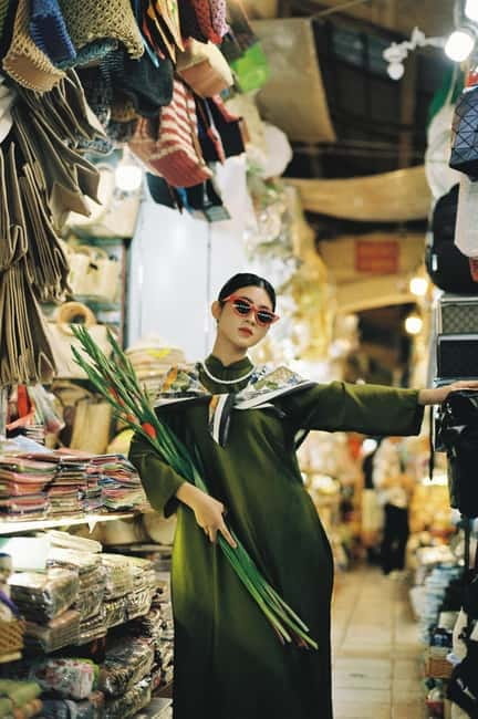 Free E-Sim Ao Dai Experience in Ho Chi Minh City - A Cultural Snapshot with Practical Benefits