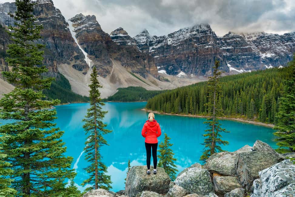 Lake Moraine Lake Louise Johnston Canyon Banff Town Day Tour - An In-Depth Look at the Tour Experience