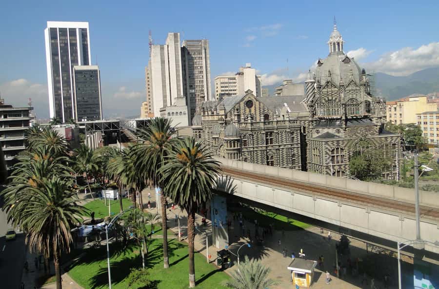 Medellín: Walking Tour with Cable Car and Botero Plaza - A Detailed Look at What to Expect