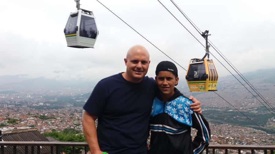 Medellín: Walking Tour with Cable Car and Botero Plaza - Key Points