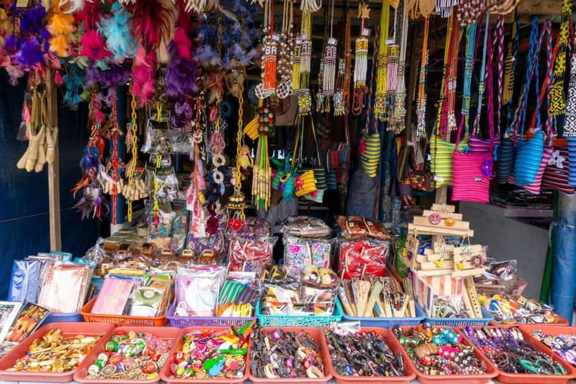 Bangalore Love Trail: Romantic Walks & Sacred Wonders Tour - Exploring the Bangalore Love Trail: A Detailed Look