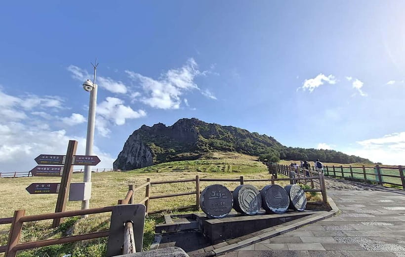 Jeju Island: Eastern Tour for Leisurely Walkers - Practical Details and What to Expect