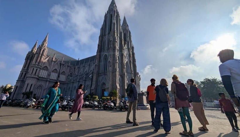 Mysore City Bike Tour Morning 3.5 Hours: Mysore By Cycle - A Heartwarming Breakfast & Final Touches