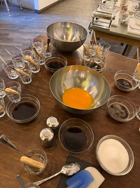 Palermo: Pizza-Making Class With Wine and Soft Drinks - Activity Overview