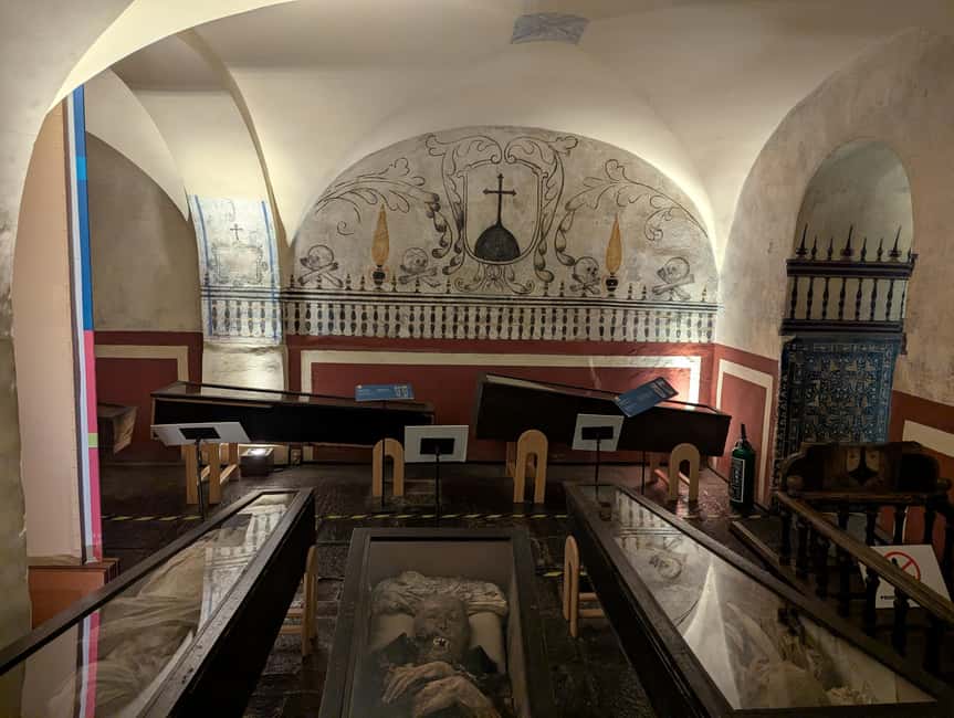 Mexico City: Museum of El Carmen Tour with Ticket - Discover Mexico Citys El Carmen Museum: A Guide to the Mummies and More