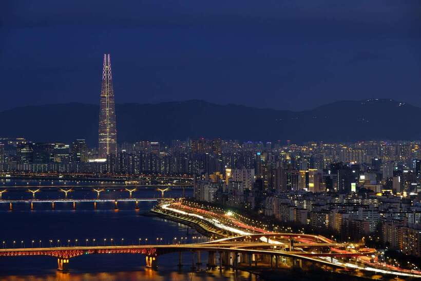 Seoul Sunrise & Sunset Hike + Temple & K-Food Adventure - What to Expect from the Experience