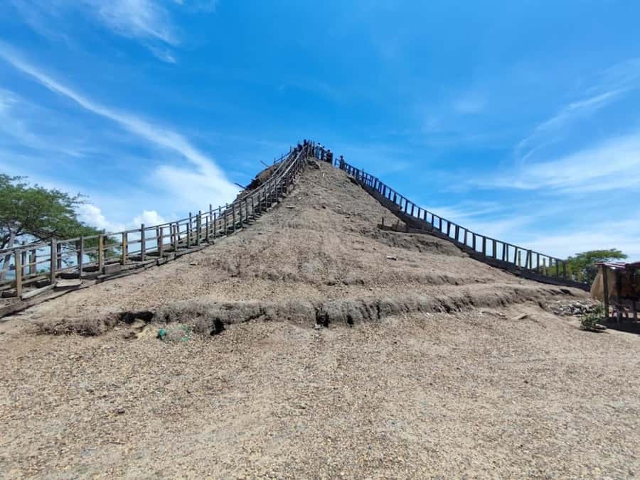 Cartagena: Volcano Mud Bath and Club Hotel Day Trip - Return and Drop-offs