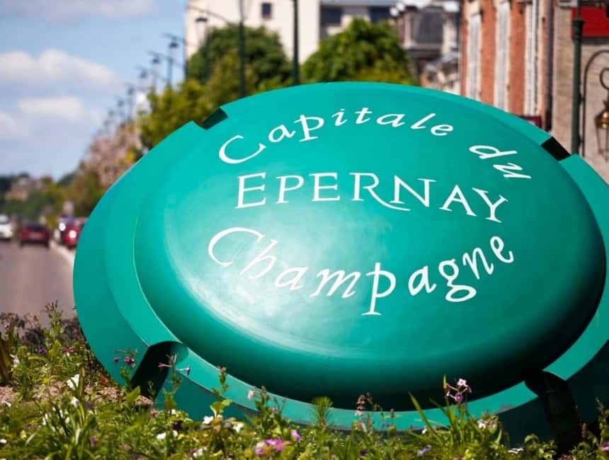 Epernay: Private Guided Tour of the Heart of Champagne - What to Expect from Your 2-Hour Tour