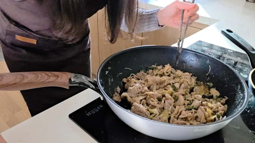 Seoul: Korean Language Lesson, Market Tour & Cooking Class - Value for Money