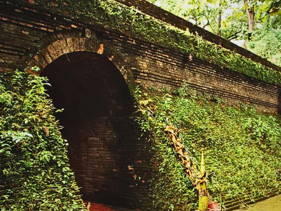 Northern Wonders: Temples & Doi Suthep Tour with Driver - An Authentic Day Tour Through Chiang Mai’s Temples