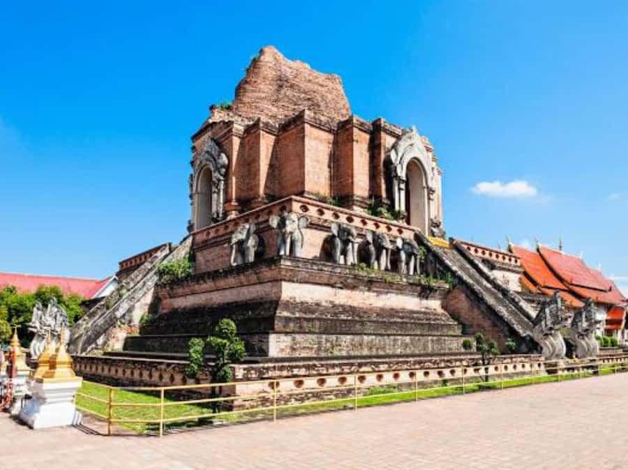 Northern Wonders: Temples & Doi Suthep Tour with Driver - Practical Tips for Your Day