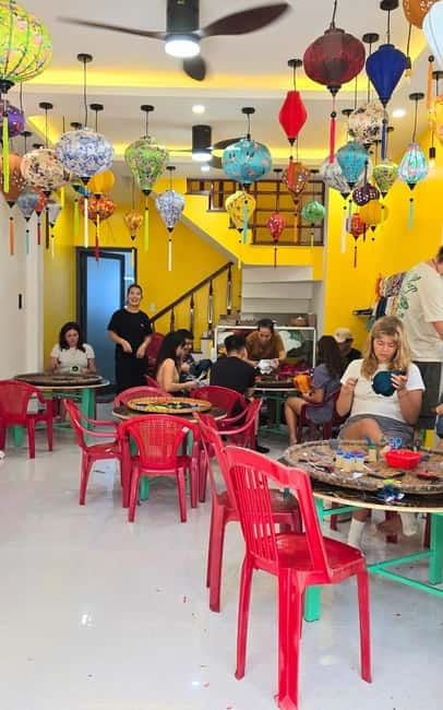 The Lantern Lady: Traditional Lantern Class in Old Town - An In-Depth Look at the Workshop