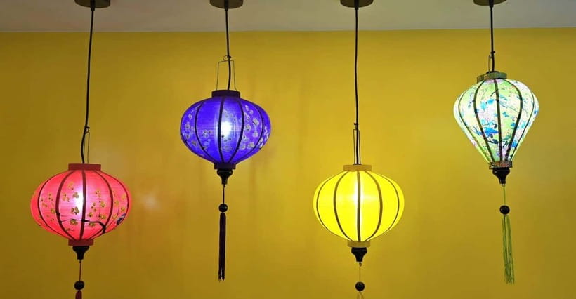 The Lantern Lady: Traditional Lantern Class in Old Town - Additional Touches