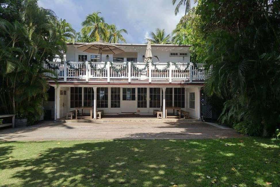 Honolulu - Exclusive Hawaii Five-0 TV Show Tour with Snacks - Key Points