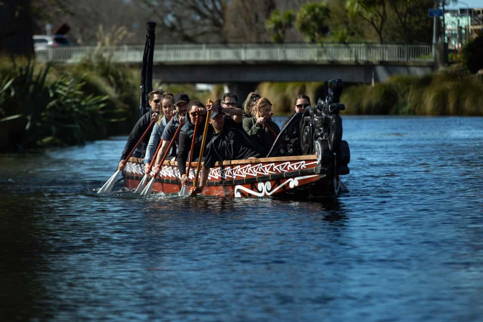 Christchurch: Waka Paddling Experience on the Avon River - An Authentic Cultural Paddle on Christchurch’s Avon River