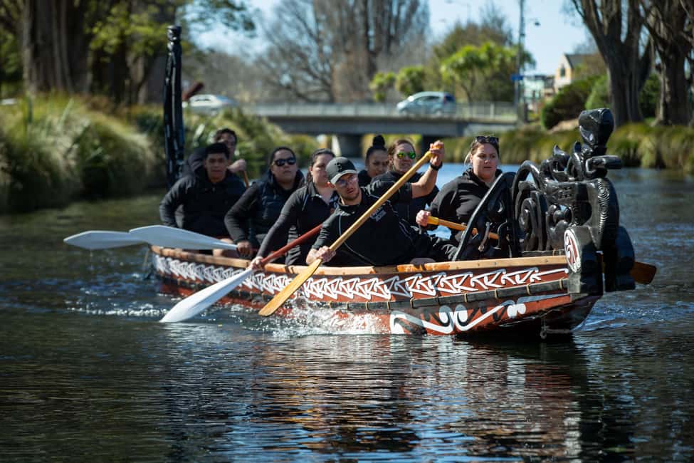 Christchurch: Waka Paddling Experience on the Avon River - A Closer Look at the Experience