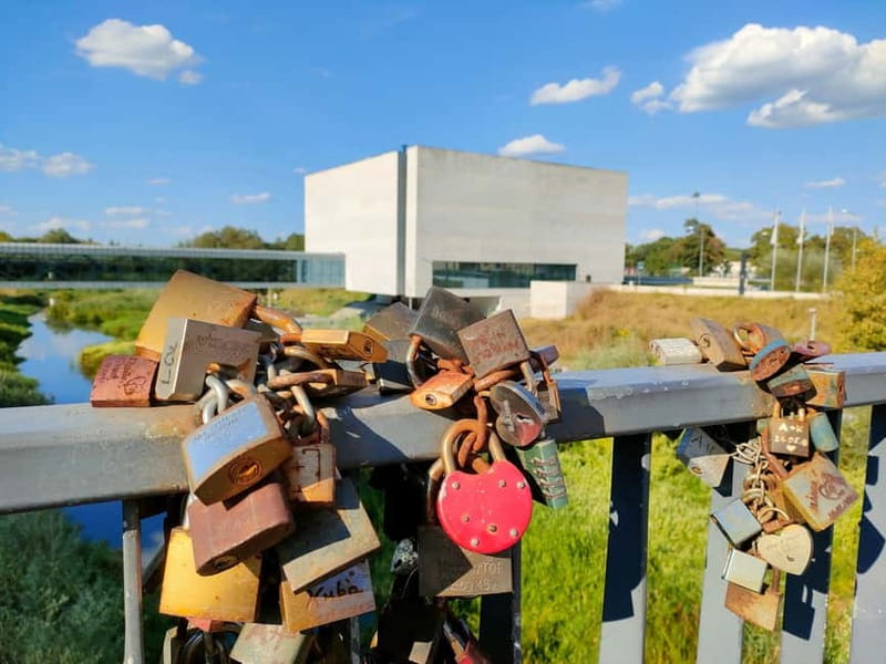 Pozna: Cathedral Island and ródka District Guided Tour - Key Points