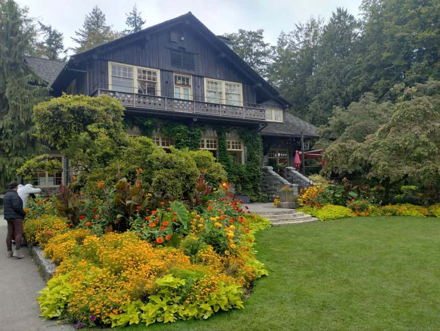Aquarium & StanleyPark+20 Gem Spots+City/Vip Car+Small Group - Why Travelers Love This Tour