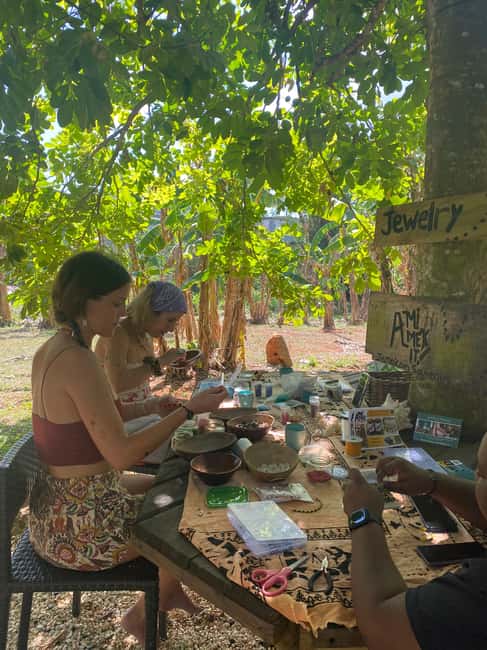 Montego Bay: Make Your Own Jamaican Souvenirs - What You Can Expect to Do