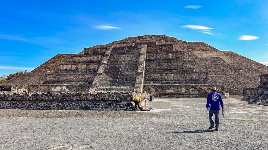 Mexico City: Teotihuacan & Basilica of Guadalupe with Lunch - Key Points