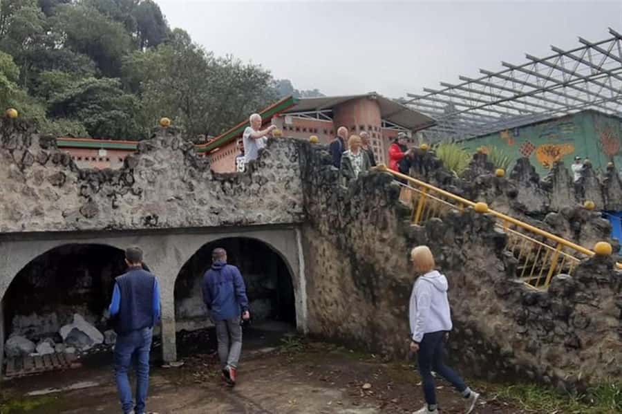 Medellín: 9h Full Day Pablo Escobar Tour - Exploring Medellín’s Past and Present